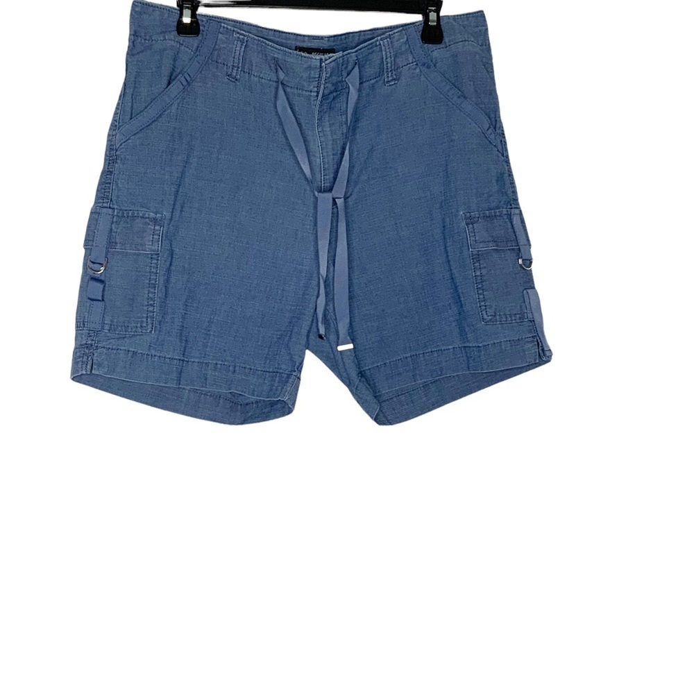 LEE regular fit jean shorts with front tie. Size 14